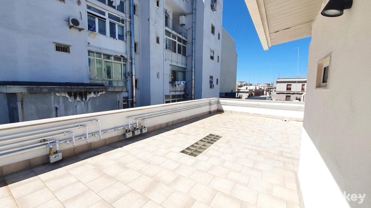 Appartement La Terrazza Tra I Tetti Studio - Centro