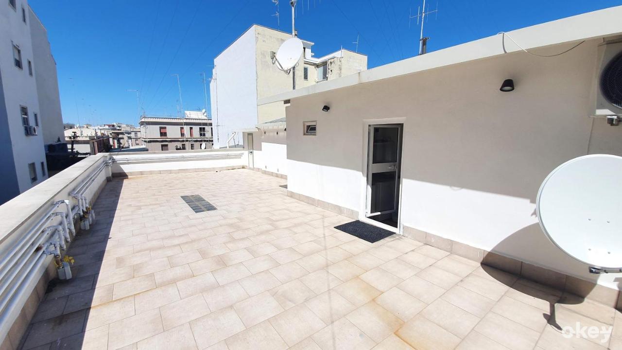 Apartament La Terrazza Tra I Tetti Studio - Centro *